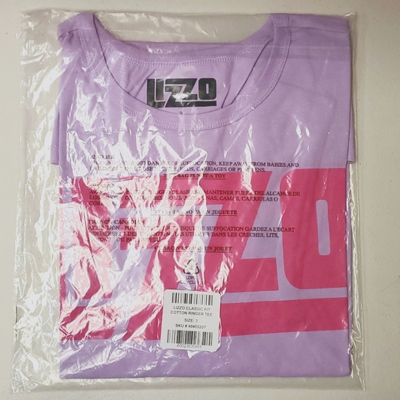 ❤NWT VINTAGE TORRID BAND CONCERT TEE LIZZO HIP HOP ICON GRAPHIC SHIRT PLUS SIZE - Picture 7 of 12